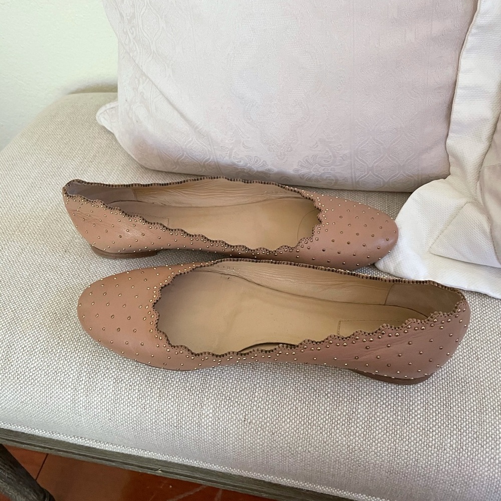 Chloe Lauren Tan Leather w/ Gold Rivets Flats